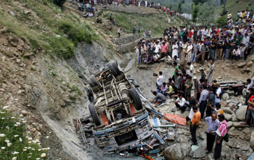 Tai nạn kinh hoàng tại Thái Lan, hơn 50 người thương vong