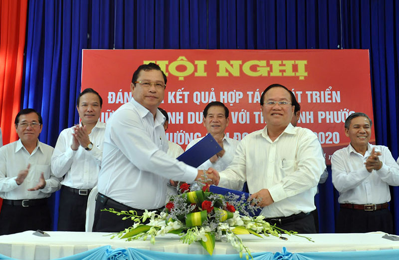 Tăng cường hợp t&aacute;c ph&aacute;t triển giữa B&igrave;nh Phước v&agrave; B&igrave;nh Dương giai đoạn 2014-2020