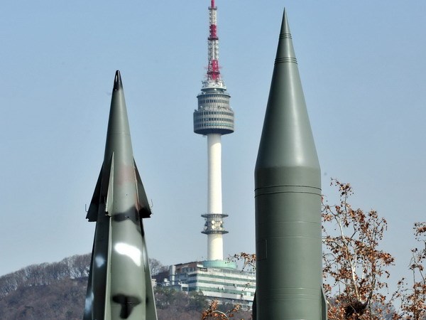 Triều Tiên lại phóng thêm một quả tên lửa tầm ngắn