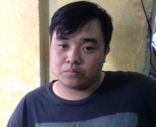 CSGT bắt băng cướp giả danh cảnh s&aacute;t h&igrave;nh sự