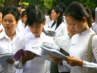 Làm lộ đề thi sẽ bị phạt đến 50 triệu đồng