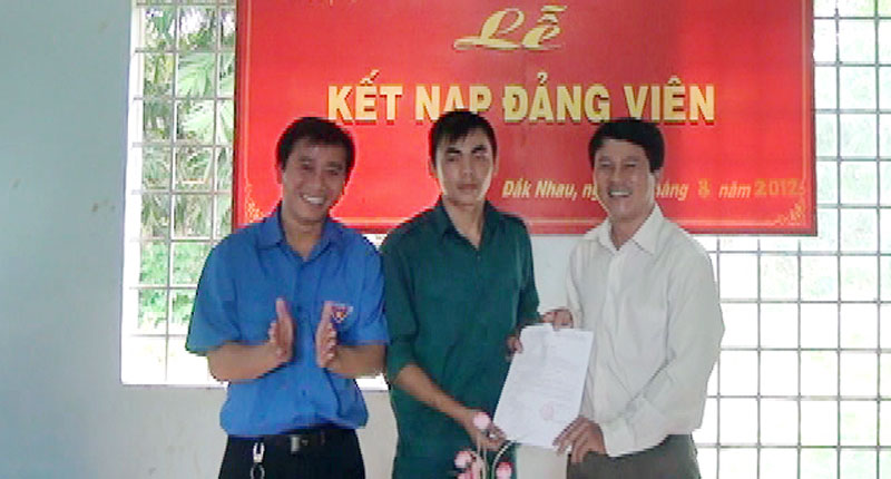 B&ugrave; Đăng: Kh&oacute; khăn trong c&ocirc;ng t&aacute;c x&acirc;y dựng Đảng ở x&atilde; v&ugrave;ng s&acirc;u