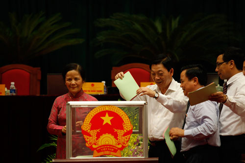 T&iacute;n nhiệm thấp th&igrave; phải nh&igrave;n lại m&igrave;nh