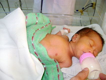 Hai trẻ sơ sinh bị bỏ rơi tại bệnh viện đa khoa tỉnh  