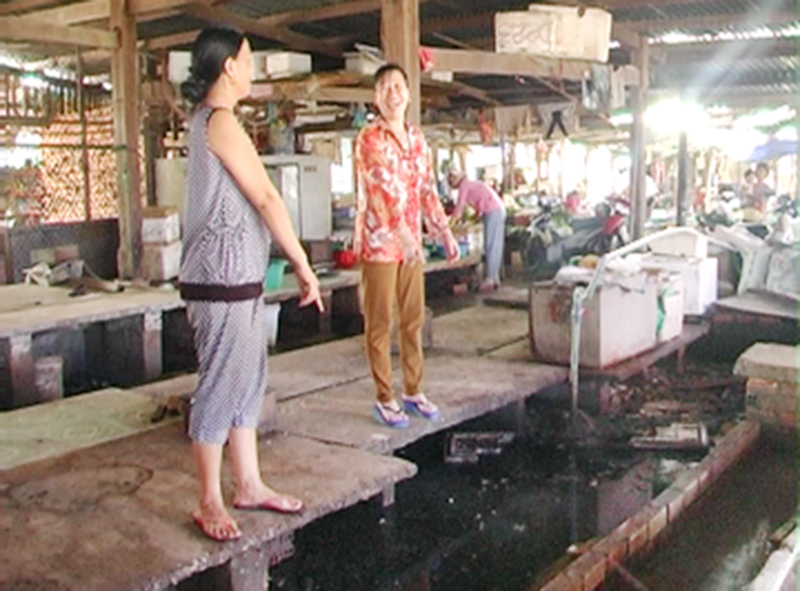 Chợ Minh Hưng nước ngập, ô nhiễm môi trường