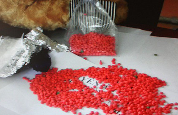 Bắt đối tượng vận chuyển 6.600 vi&ecirc;n ma t&uacute;y tổng hợp