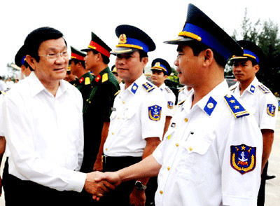Chủ tịch nước Trương Tấn Sang thăm V&ugrave;ng Cảnh s&aacute;t biển 2