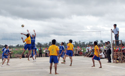 Công ty Vketi - cao su Lộc Ninh với dự án trồng mới 2.000 ha cao su ở Campuchia