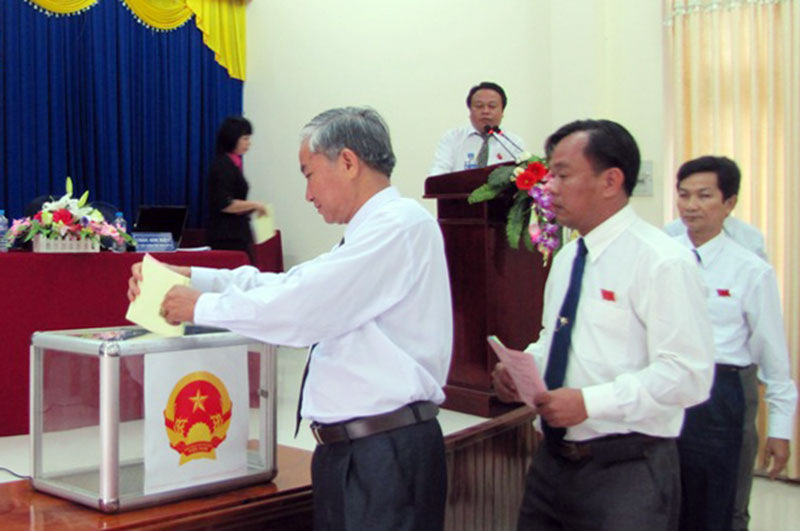 HĐND c&aacute;c huyện, thị x&atilde; tổ chức kỳ họp giữa năm