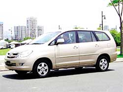 Lệ ph&iacute; trước bạ &ocirc; t&ocirc; chở người dưới 10 chỗ ngồi giảm xuống 10%