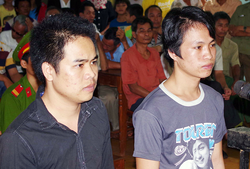 Mua b&aacute;n, t&agrave;ng trữ tr&aacute;i ph&eacute;p ma t&uacute;y: Hai anh em lĩnh &aacute;n 9 năm t&ugrave;