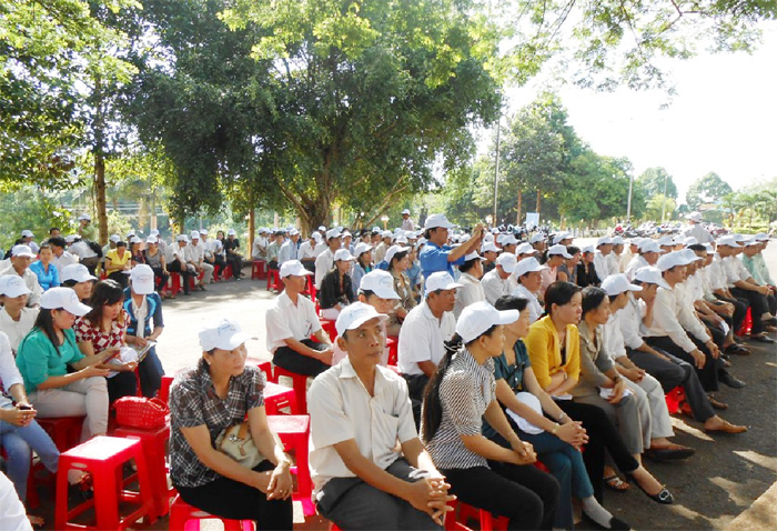 200 lao động tham gia phát động tháng công nhân năm 2013 huyện Lộc Ninh