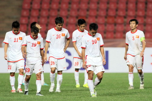 Đội tuyển Việt Nam mất ngôi đầu Đông Nam Á