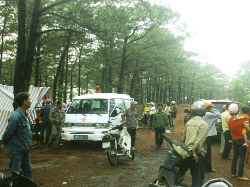 Sét đánh 3 người trong một gia đình thương vong