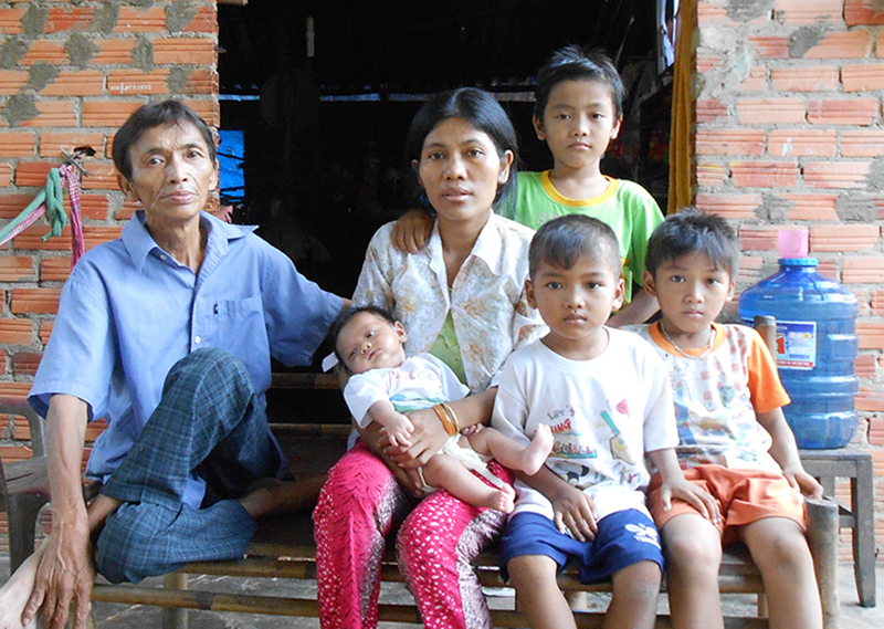 5 trẻ em người Khơme cần được giúp đỡ