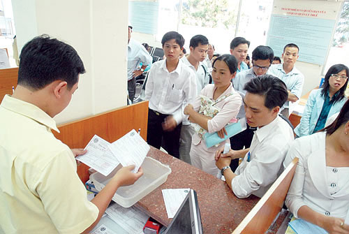 Từ 1-7, thu nhập trên 9 triệu đồng/tháng mới nộp thuế