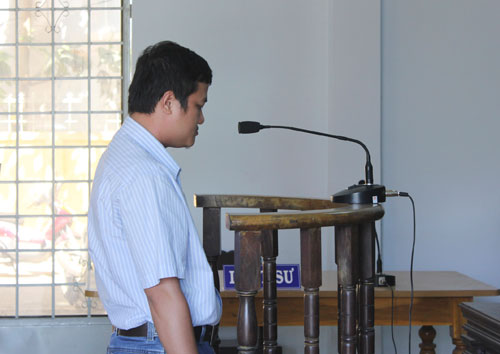 Nh&acirc;n vi&ecirc;n kh&aacute;m s&uacute;ng l&agrave;m chết người l&atilde;nh 2 năm 6 th&aacute;ng t&ugrave; treo