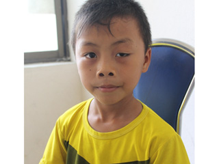 Bé trai 10 tuổi lanh trí thoát khỏi vụ bắt cóc