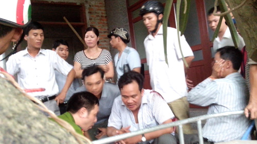 Vụ CSGT nổ s&uacute;ng l&agrave;m 2 người bị thương: C&ocirc;ng an l&ecirc;n tiếng giải th&iacute;ch