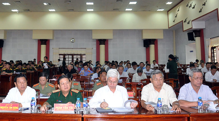 Tập huấn hướng dẫn x&acirc;y dựng văn kiện diễn tập ph&ograve;ng thủ năm 2013