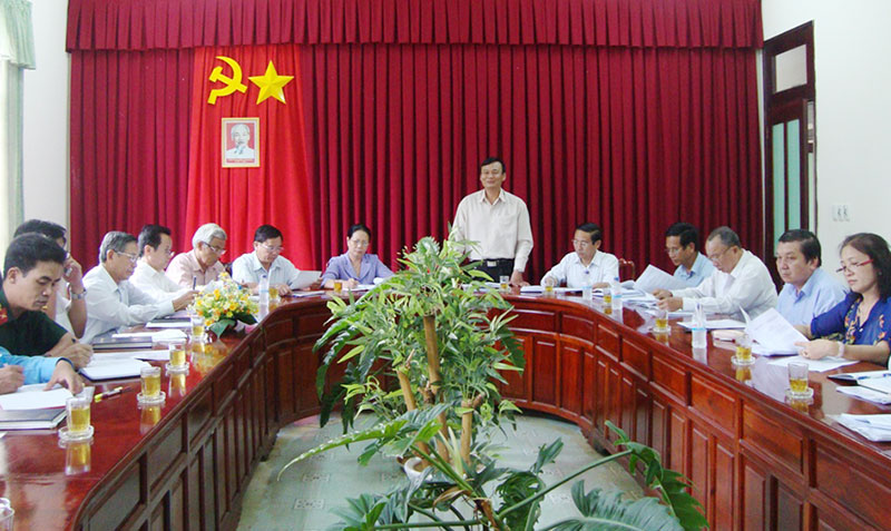 Cần n&ecirc;u gương điển h&igrave;nh trong học v&agrave; l&agrave;m theo B&aacute;c