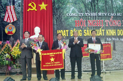 Công ty cao su Lộc Ninh: 7/7 nông trường vượt kế hoạch