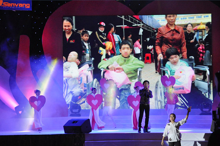 Đêm nhạc ủng hộ người khuyết tật - trẻ mồ côi và bệnh nhân nghèo 