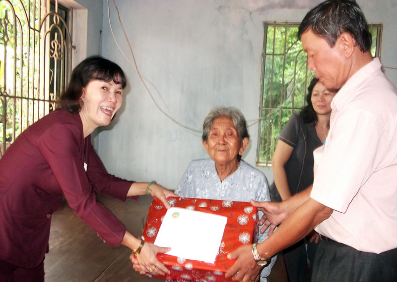 Nhiều hoạt động đền ơn đáp nghĩa nhân ngày Thương binh - liệt sĩ