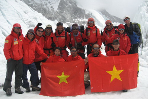Gặp gỡ người Việt Nam đầu tiên chinh phục đỉnh Everest