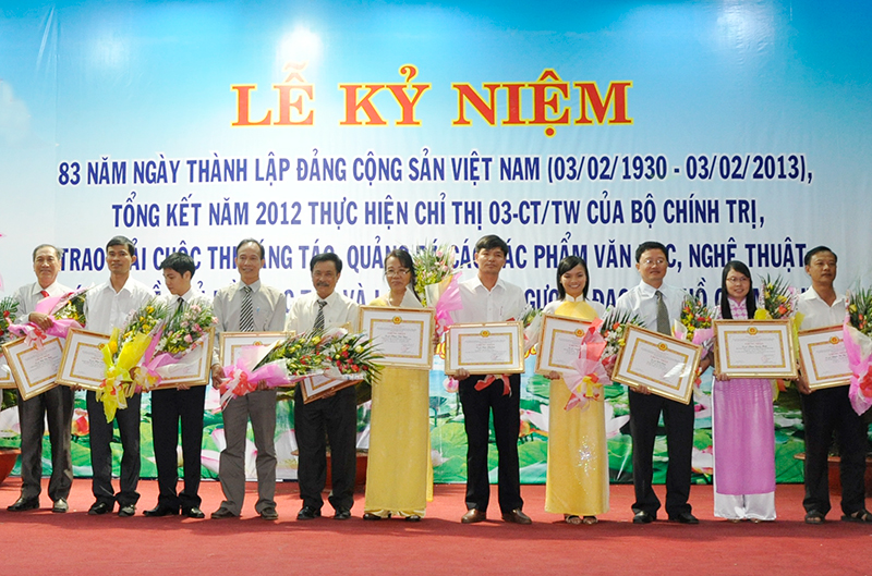 Hướng tới kỷ niệm 88 năm ng&agrave;y B&aacute;o ch&iacute; c&aacute;ch mạng Việt Nam (21-6-1925 - 21-6-2013)