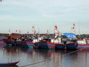 Chiều nay siêu bão Utor tiến vào khu vực biển Đông