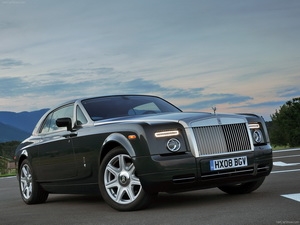 Rolls-Royce sẽ bắt đầu bán xe ở Việt Nam vào 2014
