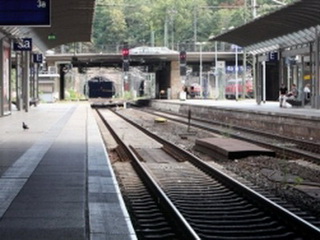 Al-Qaeda âm mưu tấn công đường sắt Châu Âu