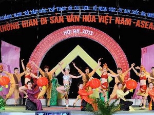 Khai mạc triển lãm Di sản văn hóa Việt Nam-ASEAN