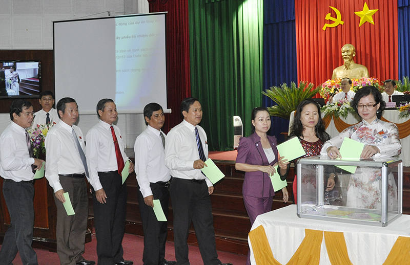 Kết quả lấy phiếu t&iacute;n nhiệm đối với người giữ chức vụ do HĐND tỉnh bầu