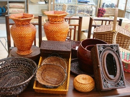 Tổ chức triển lãm “Thủ công mỹ nghệ Việt Nam” tại Pháp