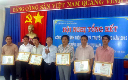 B&igrave;nh Phước xếp hạng 4/63 tỉnh, th&agrave;nh về mức độ cung cấp th&ocirc;ng tin v&agrave; dịch vụ c&ocirc;ng trực tuyến