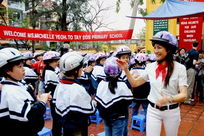 Thực hiện đợt hoạt động cao điểm bảo đảm trật tự ATGT  