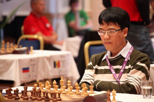 Quang Liêm đánh bại kỳ thủ hạng 4 thế giới