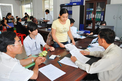 Thuế thu nhập c&aacute; nh&acirc;n v&agrave; những nghịch l&yacute;