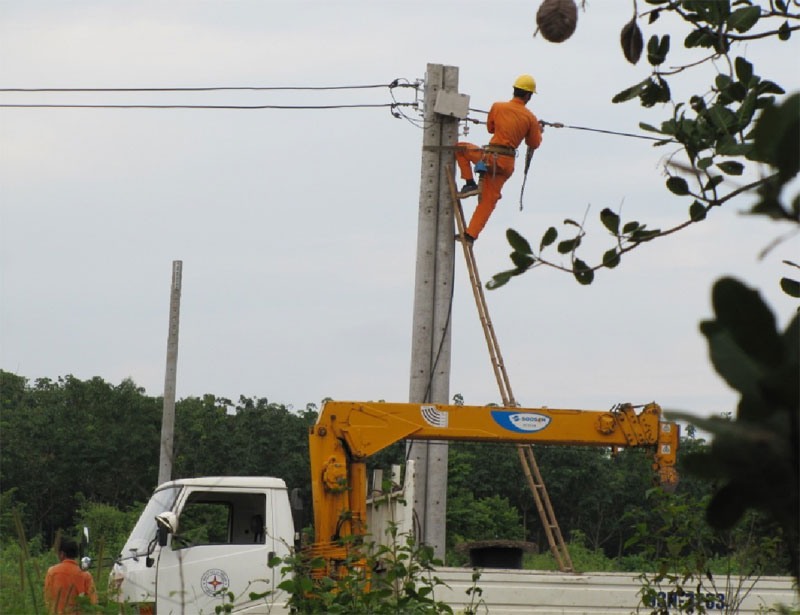 Tỉnh ủy gi&aacute;m s&aacute;t Ban c&aacute;n sự đảng UBND tỉnh