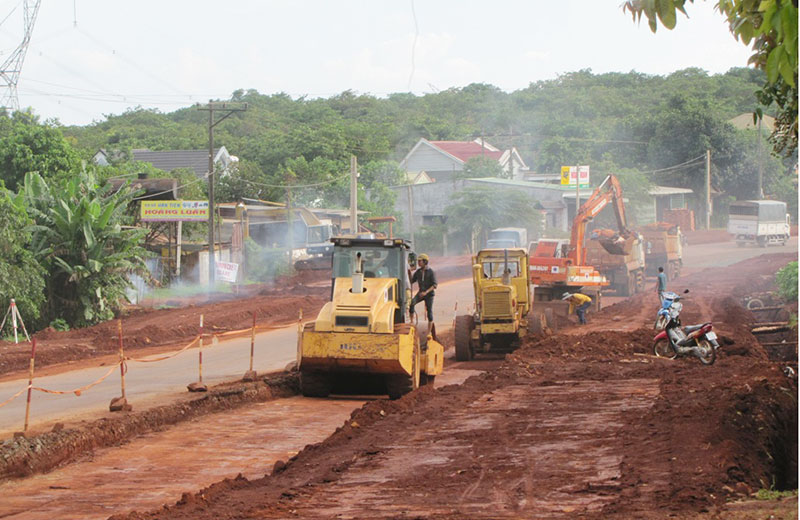 Đến tháng 9-2013, phải giải tỏa xong mặt bằng QL13, 14