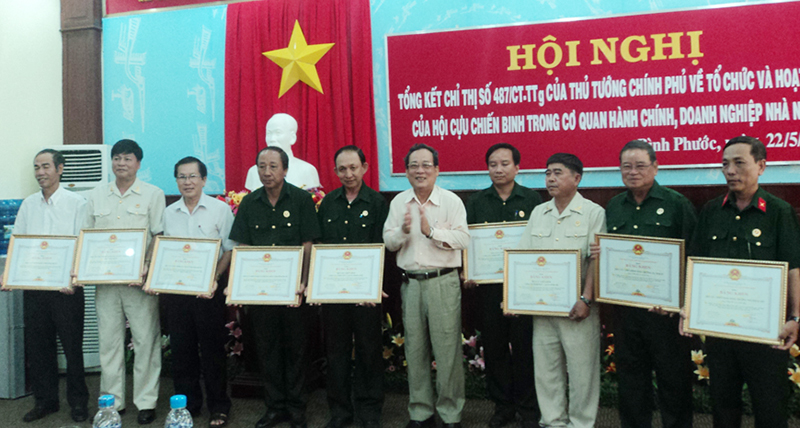 15 năm x&acirc;y dựng tổ chức hội trong cơ quan, doanh nghiệp nh&agrave; nước: Cựu chiến binh lu&ocirc;n ph&aacute;t huy truyền thống &ldquo;Bộ đội Cụ Hồ&rdquo;