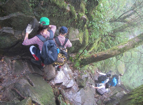 Cẩn thận khi leo Phanxipang