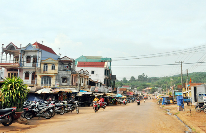 Tập trung mọi nguồn lực x&acirc;y dựng n&ocirc;ng th&ocirc;n mới