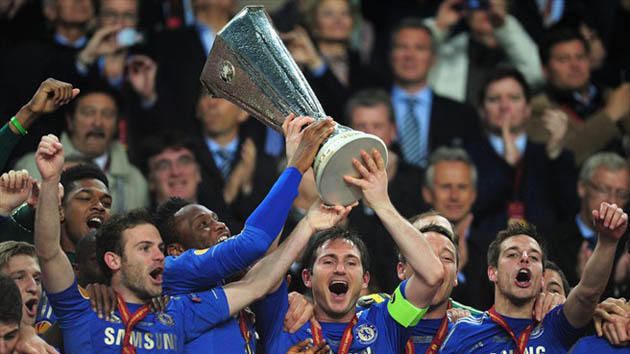 Chelsea đăng quang Europa League vào phút bù giờ