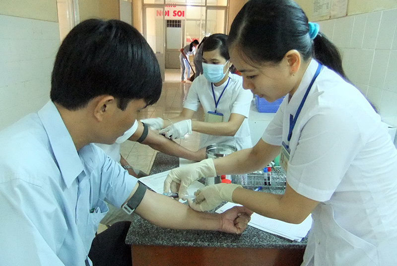 Hội thầy thuốc trẻ tình nguyện vì sức khỏe cộng đồng