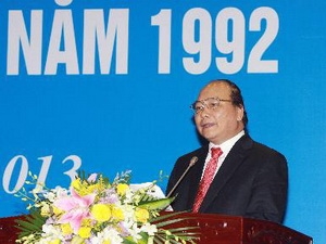 Ho&agrave;n thiện dự thảo b&aacute;o c&aacute;o Ch&iacute;nh phủ sửa Hiến ph&aacute;p