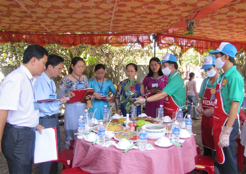 Xây dựng chiến lược phát triển và phòng, chống bạo lực gia đình