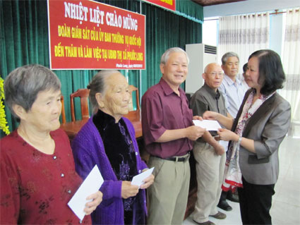 Tăng cường tập huấn chuy&ecirc;n m&ocirc;n cho đội ngũ l&agrave;m c&ocirc;ng t&aacute;c lao động, thương binh - x&atilde; hội